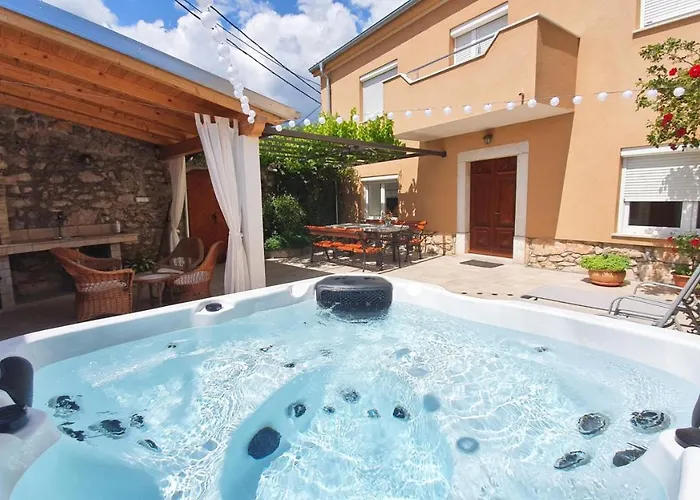 Barac Rural Holiday Home